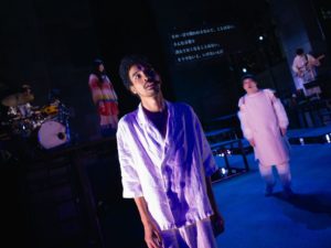 ヌトミック海外戯曲国内ツアー